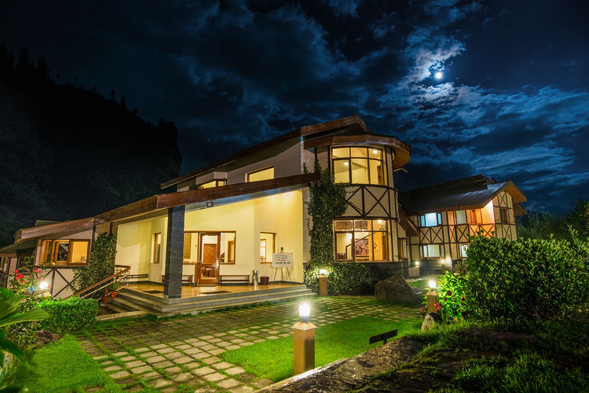 Solang Valley Resort Palchan Ngoại thất bức ảnh